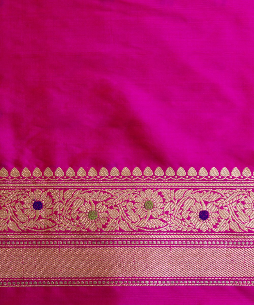 Handloom_Hot_Pink_Pure_Katan_Silk_Kadhwa_Banarasi_Meenakari_Jangla_Saree_WeaverStory_05