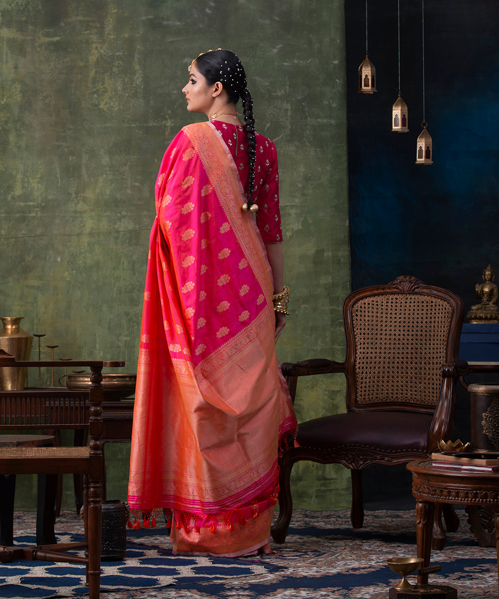 Handloom_Pink_And_Orange_Dual_Tone_Pure_Katan_Silk_Banarasi_Saree_with_Cutwork_Booti_WeaverStory_03