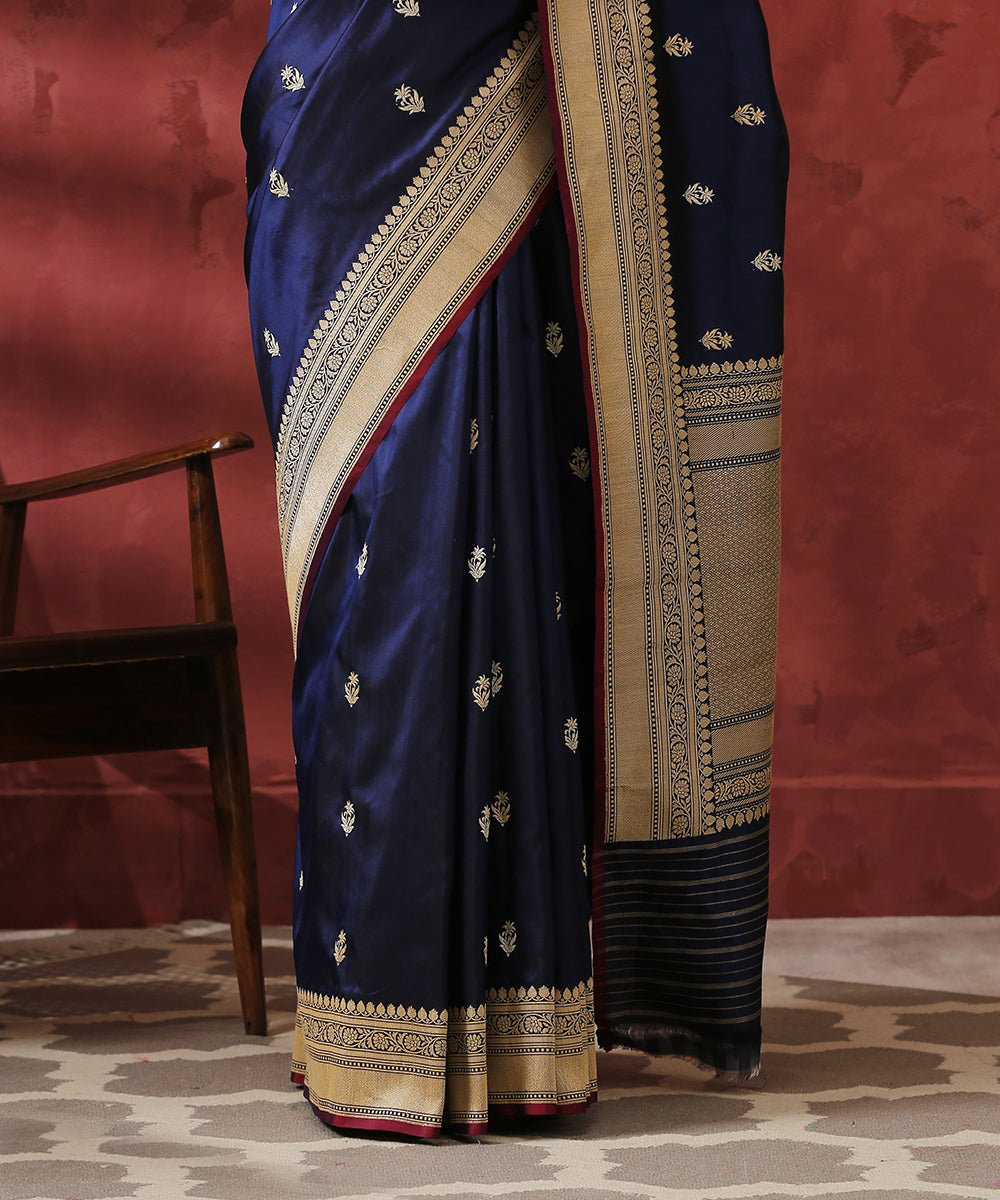 Dark_Blue_Handloom_Kadhwa_Booti_Pure_Katan_Silk_Banarasi_Saree_WeaverStory_04