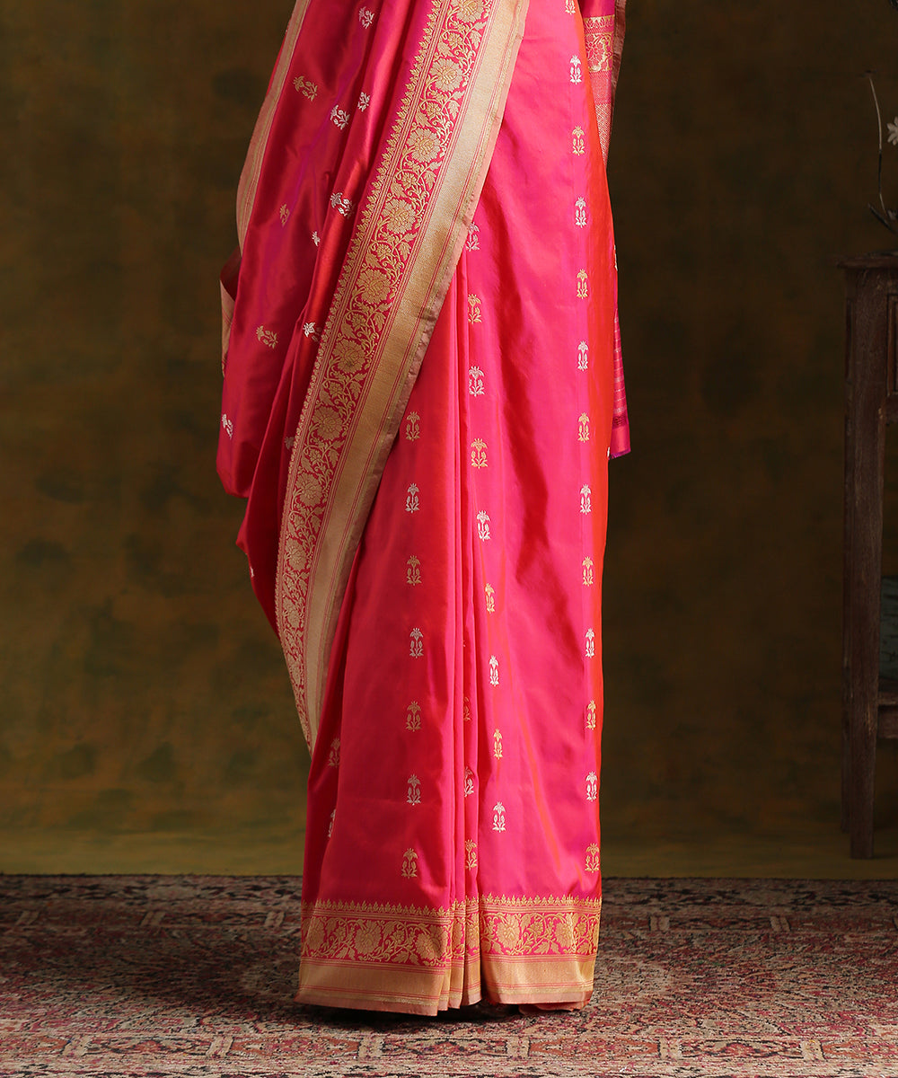 Handloom_Pink_And_Orange_Dual_Tone_Pure_Katan_Silk_Banarasi_Saree_with_Kadhwa_Booti_WeaverStory_04