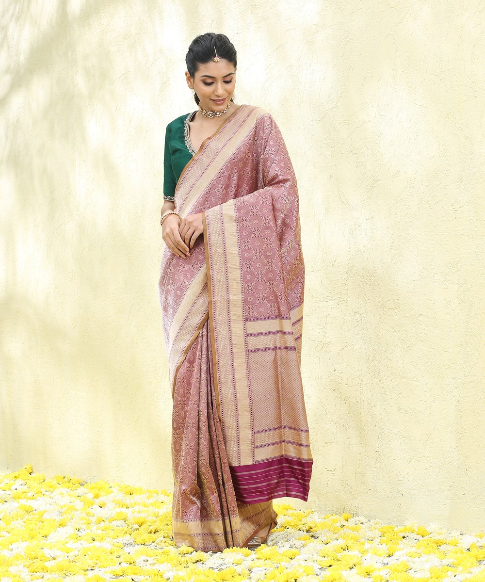Handloom_Purple_Pure_Katan_Silk_Zari_Tanchoi_Banarasi_Saree_With_Green_Selvedge_WeaverStory_02