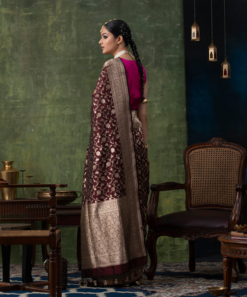 Handloom_Chocolate_Brown_Pure_Katan_Silk_Banarasi_Saree_with_Cutwork_Jangla_WeaverStory_03