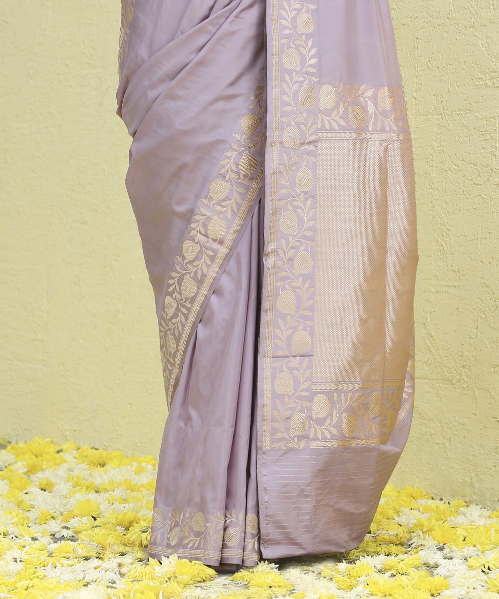 Handloom_Soft_Mauve_Pure_Katan_Silk_Banarasi_Saree_With_Pomegranate_Border_WeaverStory_04