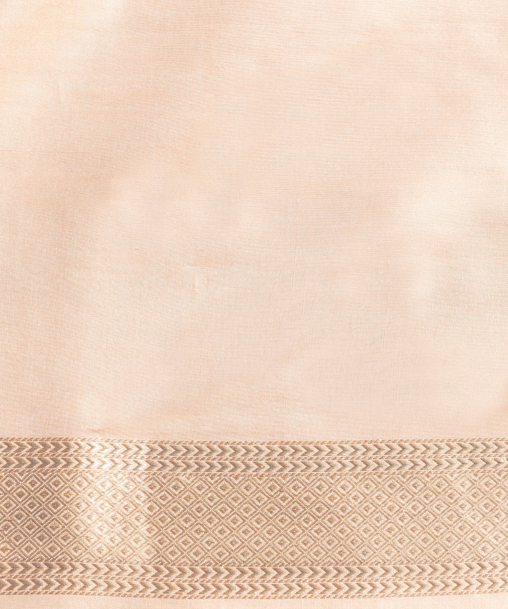 Peach_Handloom_Ektara_Katan_Silk_Banarasi_Saree_With_Dark_Brown_Satin_Border_WeaverStory_05