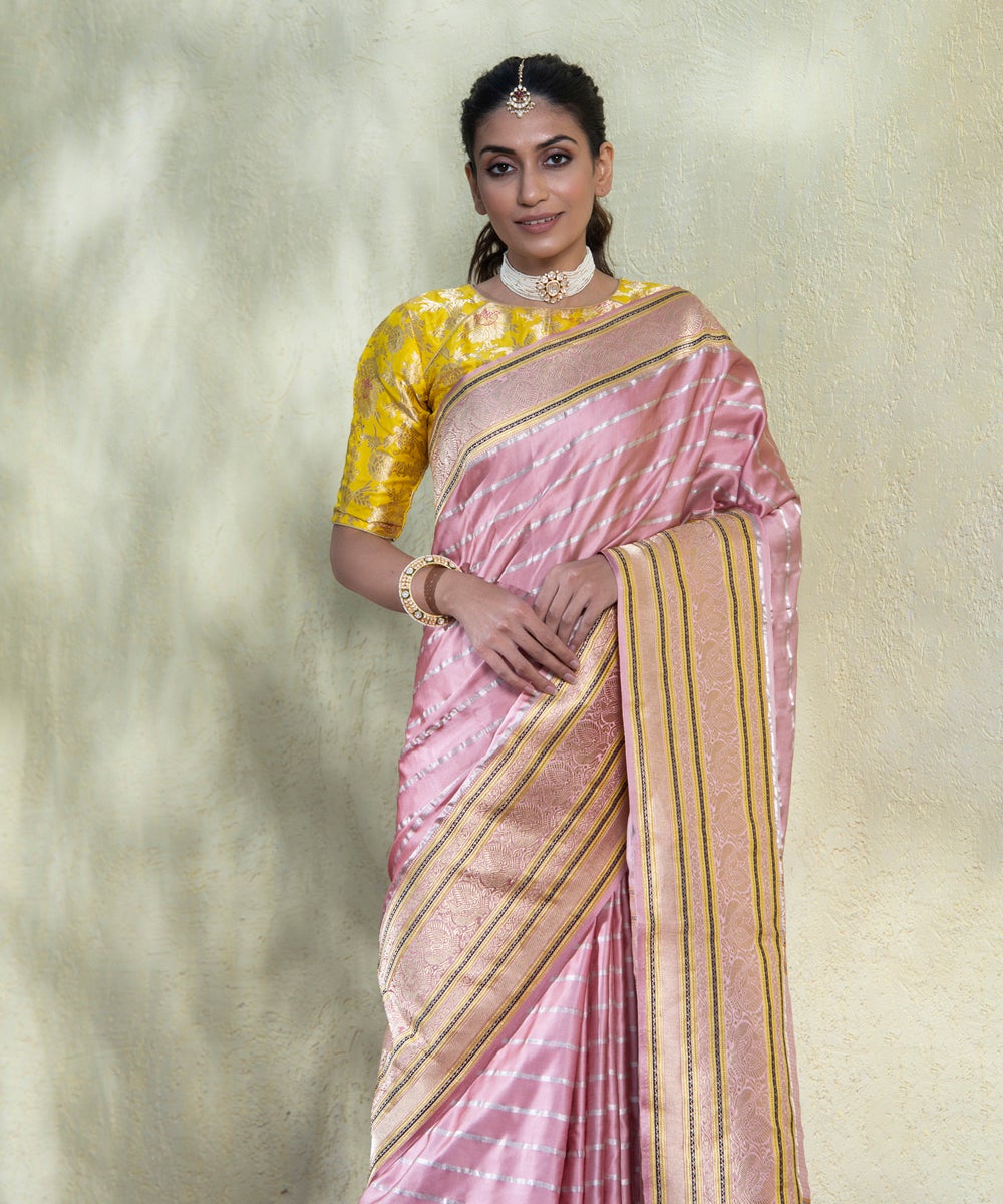 Pink_Handloom_Pure_Katan_Silk_Checks_Banarasi_Saree_With_Butterfly_Border_WeaverStory_01