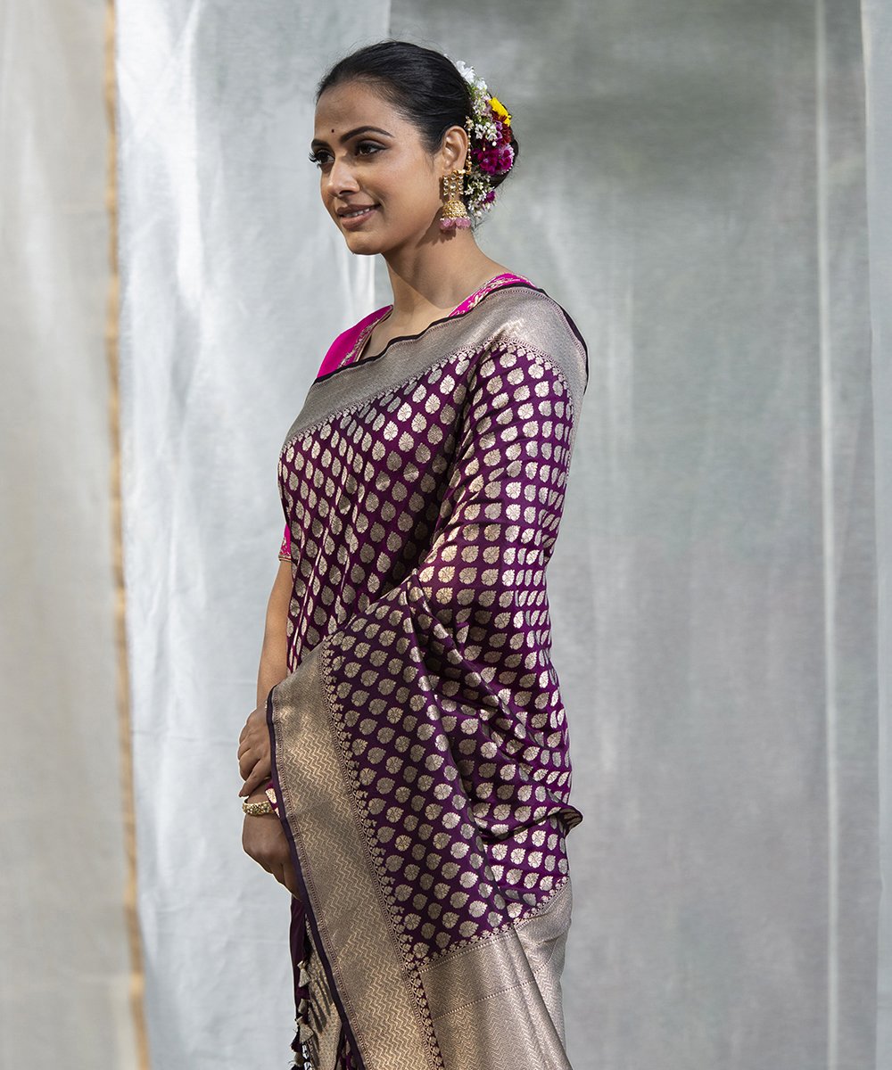 Wine_Handloom_Pure_Katan_Silk_Banarasi_Saree_Small_Leaf_Booti_WeaverStory_01