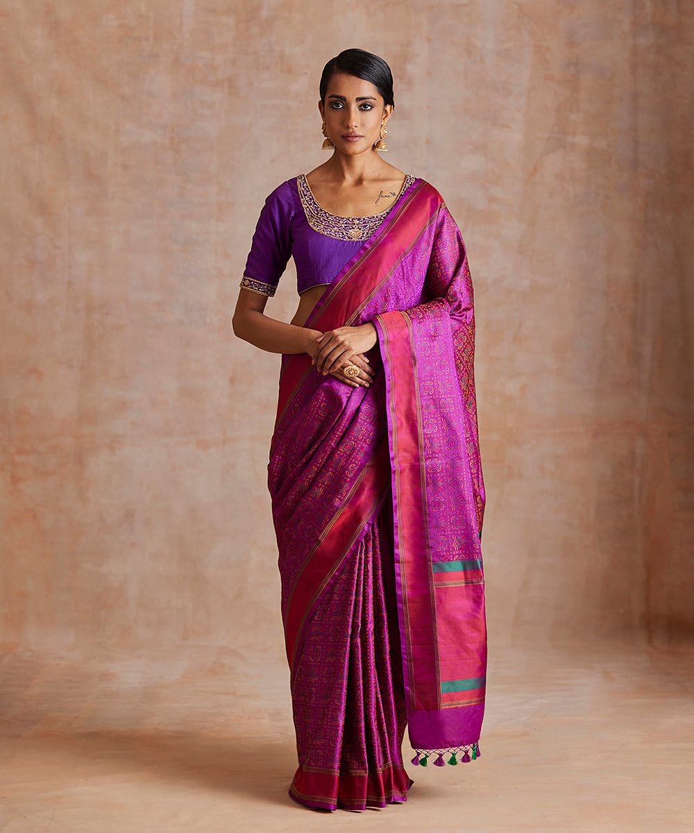 Purple_And_Green_Pashmina_Jamawar_Banrasi_Saree_With_Red_Reshmi_Border_WeaverStory_02