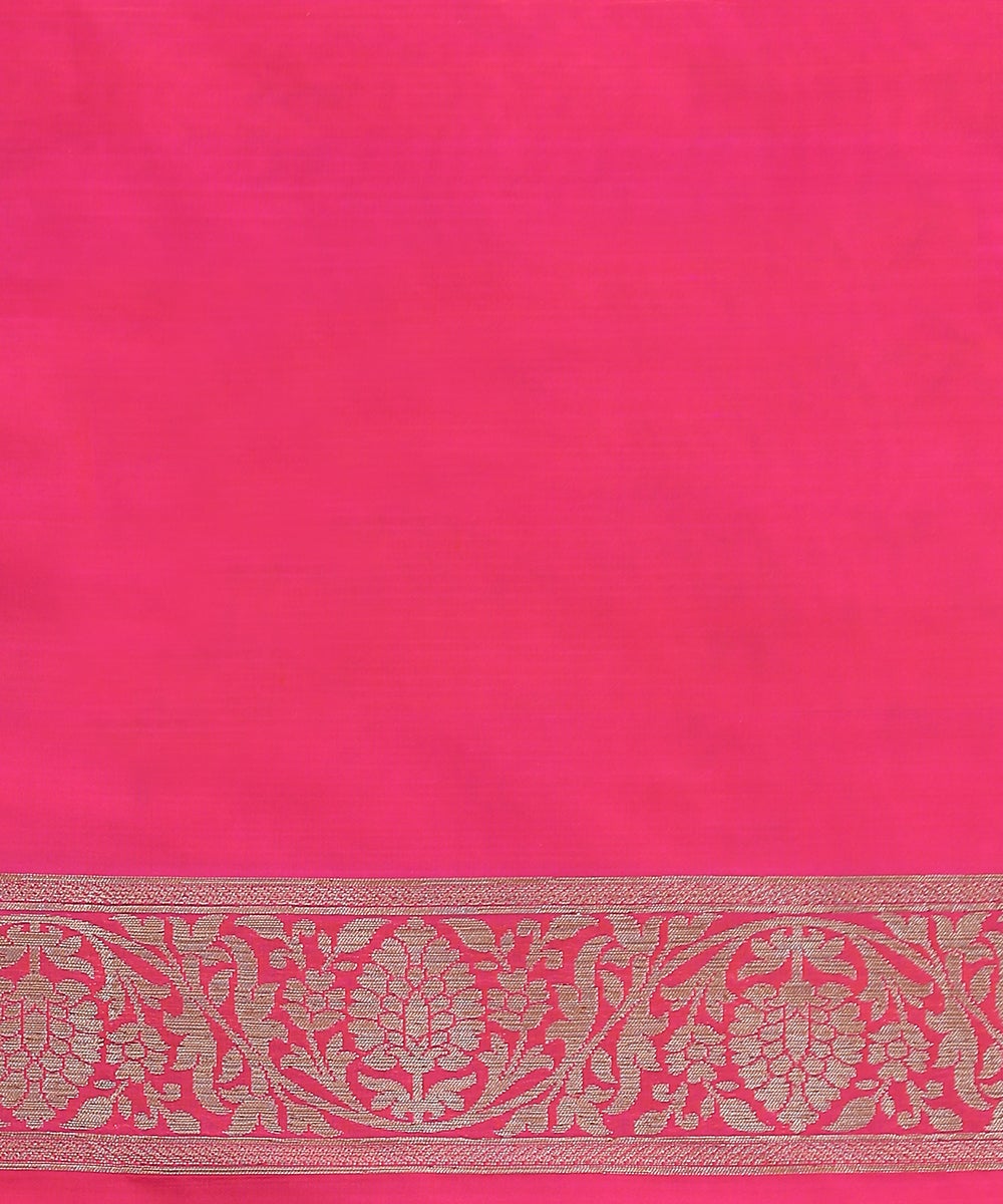 Handloom_Pink_And_Orange_Paan_Patola_Pure_Katan_Silk_Banarasi_Saree_With_Broad_Zari_Border_WeaverStory_05