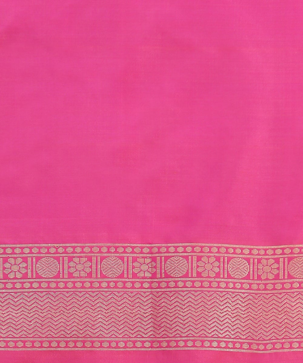 Handloom_Pink_Pure_Katan_Silk_Banarasi_Patola_Saree_WeaverStory_05