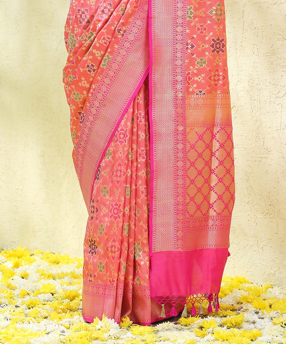 Peach_Handloom_Pure_Katan_Silk_Banarasi_Patola_Saree_WeaverStory_04