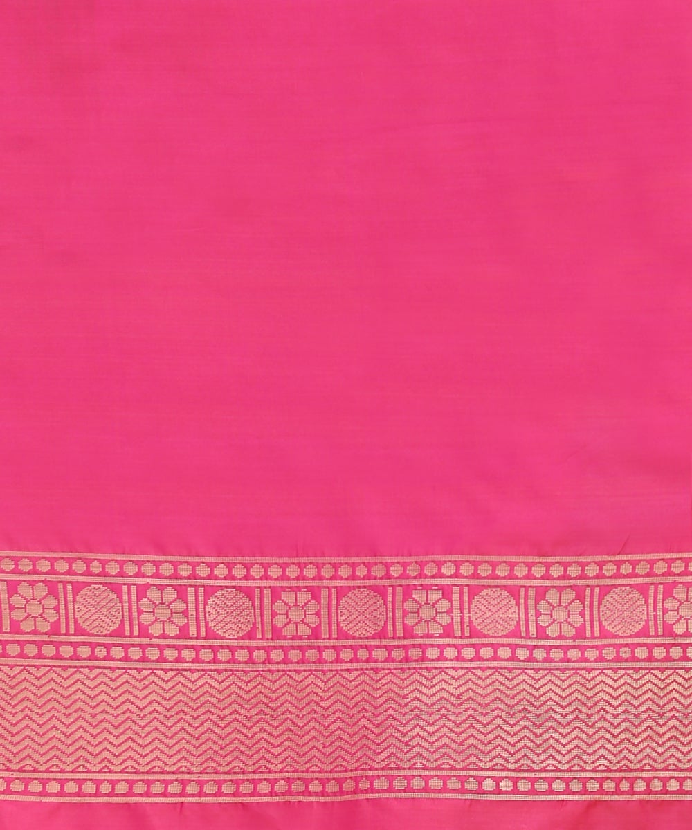 Peach_Handloom_Pure_Katan_Silk_Banarasi_Patola_Saree_WeaverStory_05