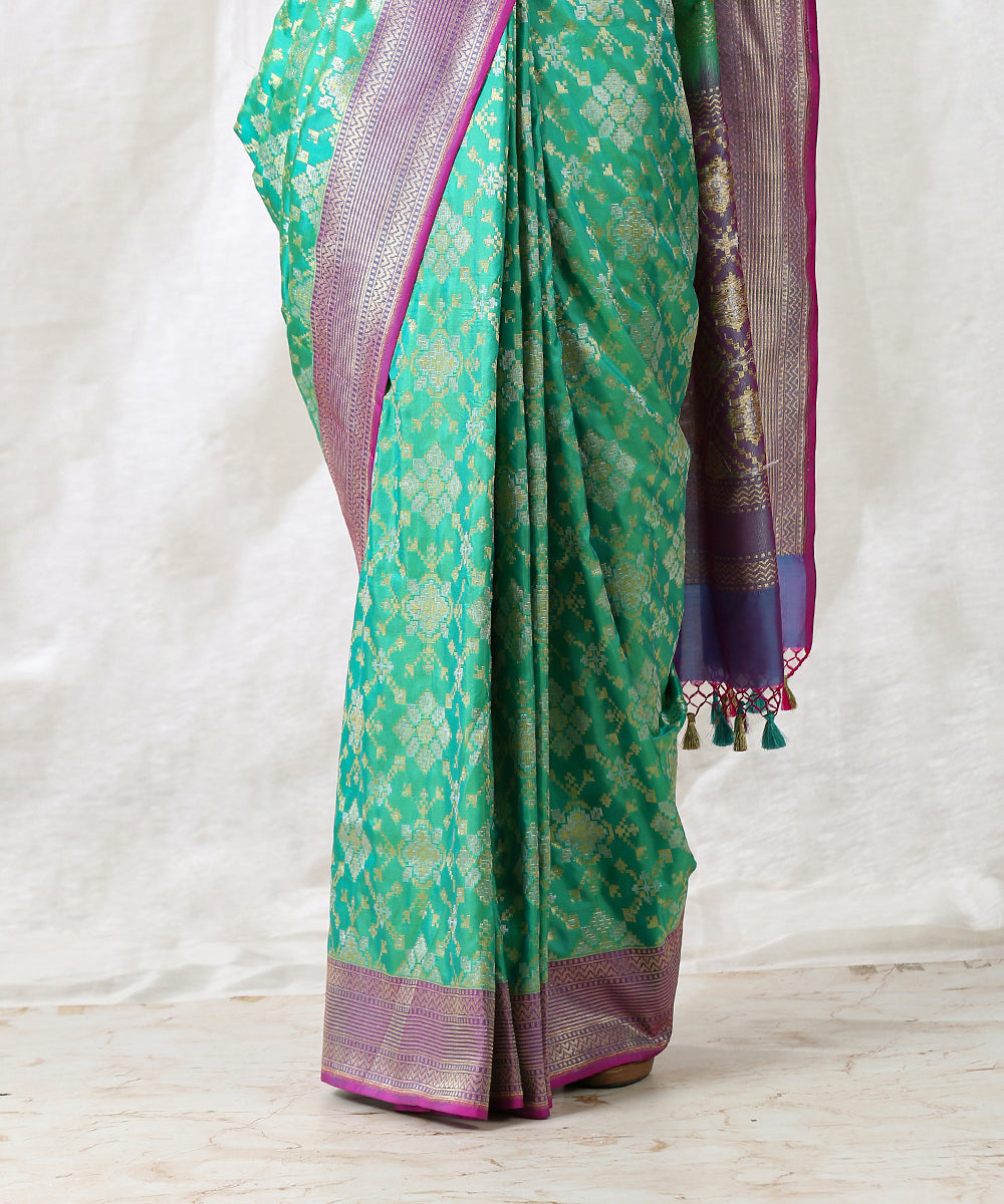 Aqua_Green_Handloom_Pure_Katan_Silk_Banarasi_Patola_Saree_with_Purple_Border_WeaverStory_04