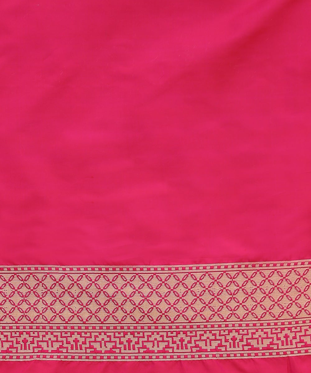 Red_Handloom_Pure_Katan_Silk_Banarasi_Patola_Saree_with_Meenakari_WeaverStory_05