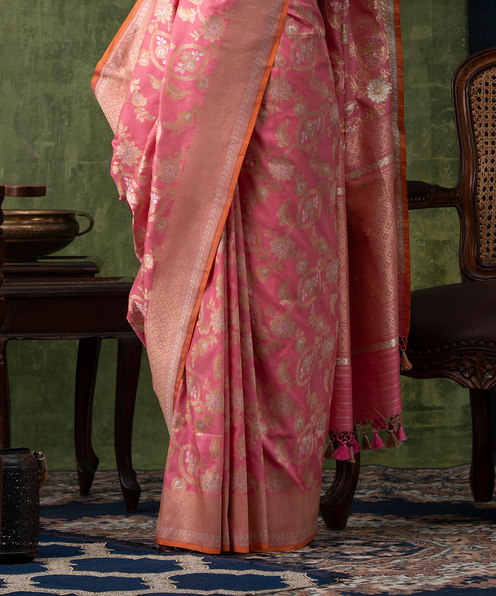 Handloom_Rose_Pink_Pure_Katan_Silk_Banarasi_Saree_with_Cutwork_Sona_Rupa_Jaal_WeaverStory_04