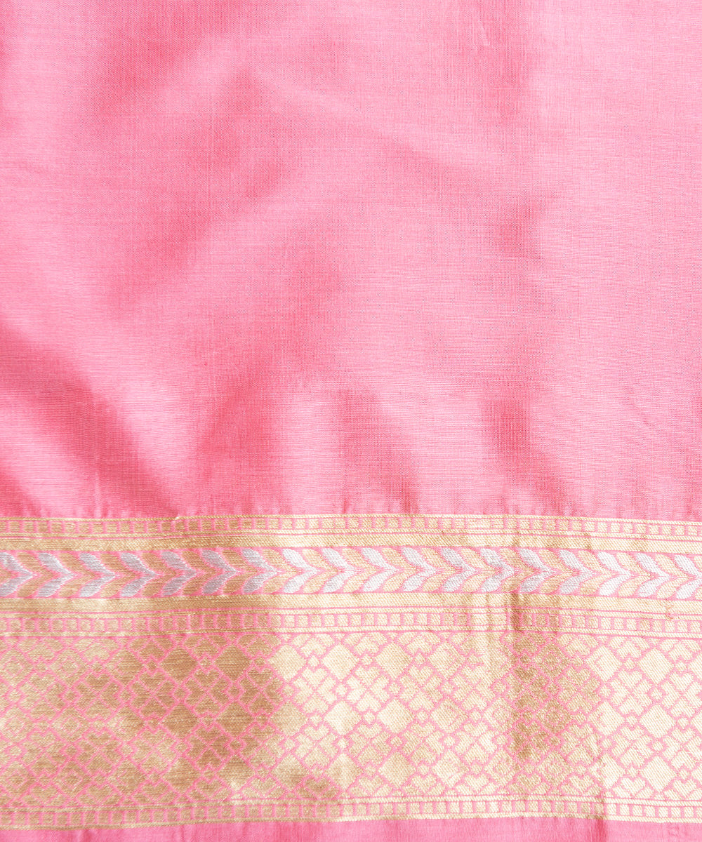 Handloom_Rose_Pink_Pure_Katan_Silk_Banarasi_Saree_with_Cutwork_Sona_Rupa_Jaal_WeaverStory_05