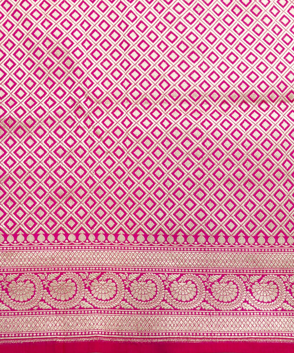 Rani_Pink_Handloom_Pure_Katan_Silk_Banarasi_Saree_Diagonal_Gold_Silver_Zari_Bel_WeaverStory_05