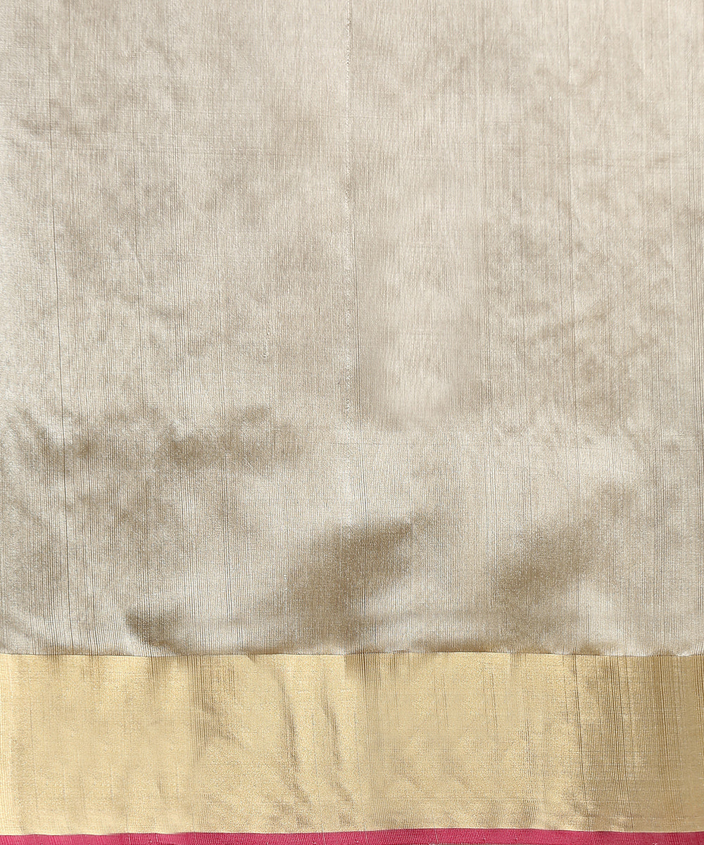 Handloom_Grey_Silk_Chanderi_Jangla_Saree_With_Birds_Motifs_WeaverStory_05