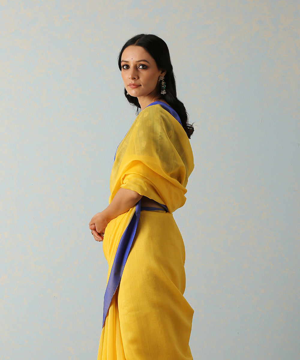 Yellow_Handloom_Cotton_Silk_Chanderi_Saree_With_Blue_Mashroo_Border_WeaverStory_01