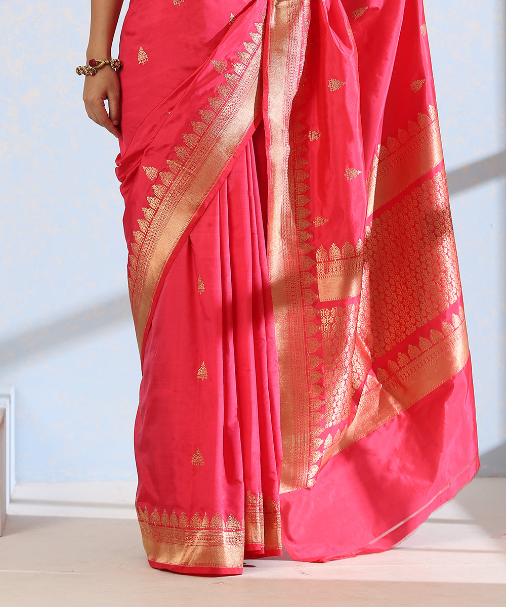 Pink_Handloom_Pure_Katan_Silk_Banarasi_Saree_With_Small_Border_And_Booti_WeaverStory_04