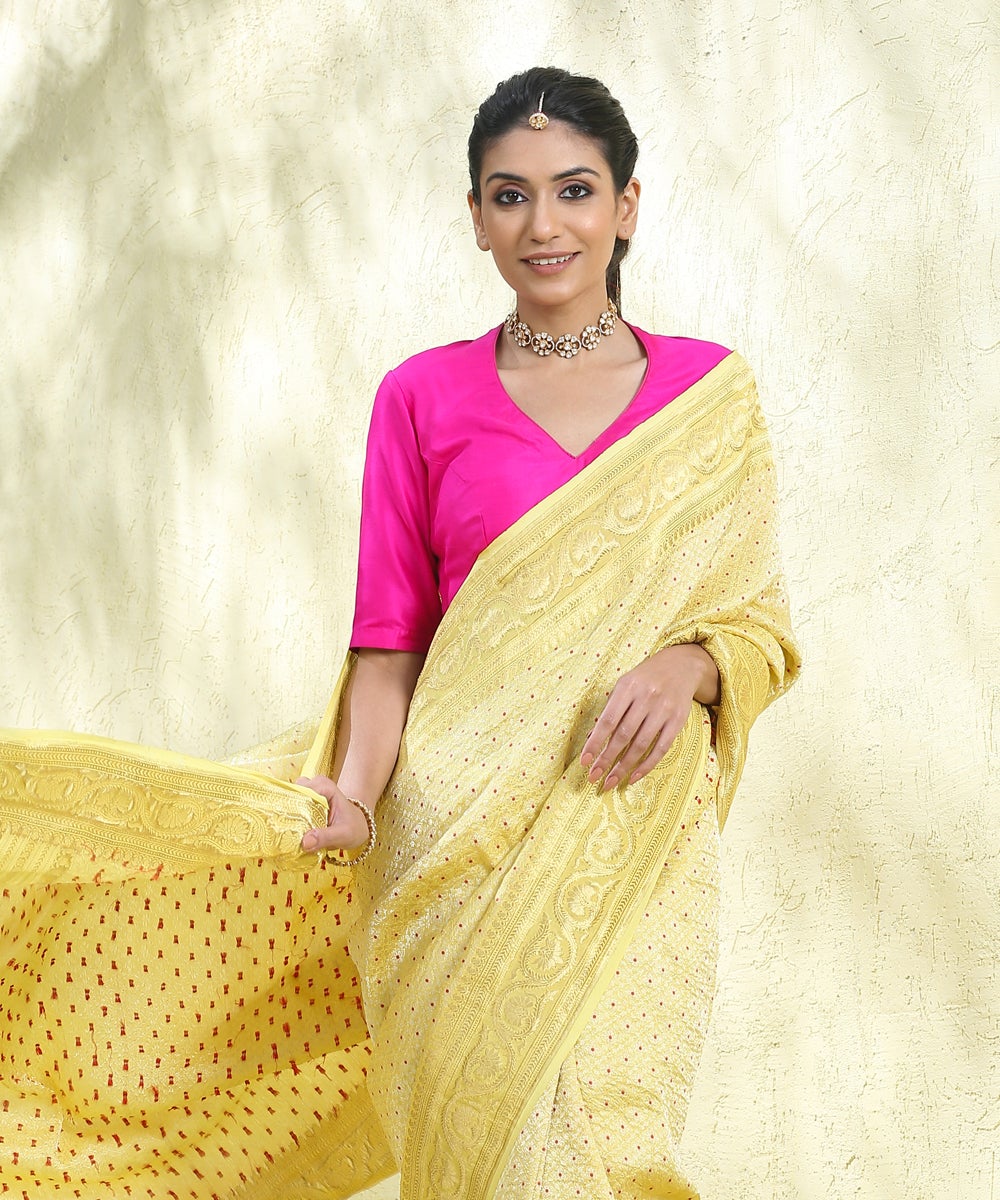 Yellow_Handloom_Tanchoi_Pure_Georgette_Banarasi_Saree_With_Red_Meenakari_WeaverStory_01