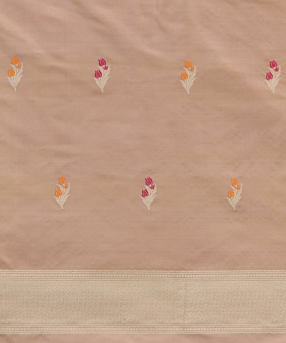 Handloom_Blush_Pink_and_Mustard_Pure_Katan_Silk_Gold_Kimkhab_Banarasi_Saree_WeaverStory_05