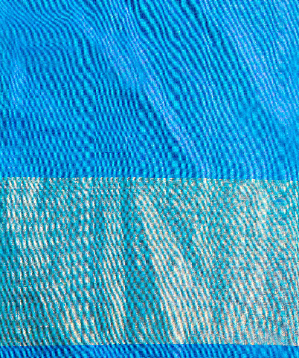 Grey_Handloom_Mulberry_Silk_Bandhani_Saree_With_Blue_Patola_Border_WeaverStory_05