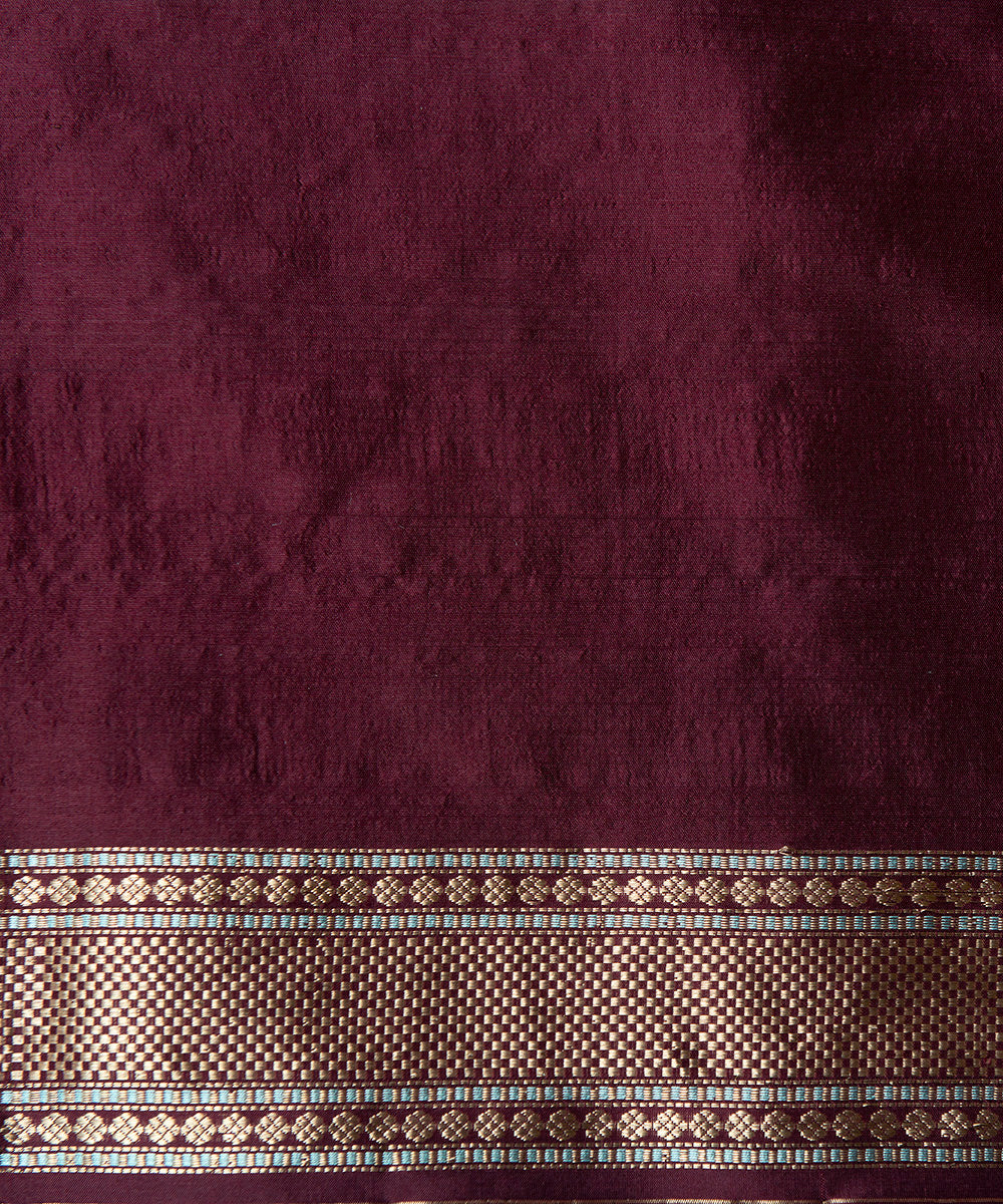 Powder_Blue_Handloom_Tanchoi_Pure_Katan_Silk_Banarasi_Saree_With_Coke_Brown_Border_WeaverStory_05