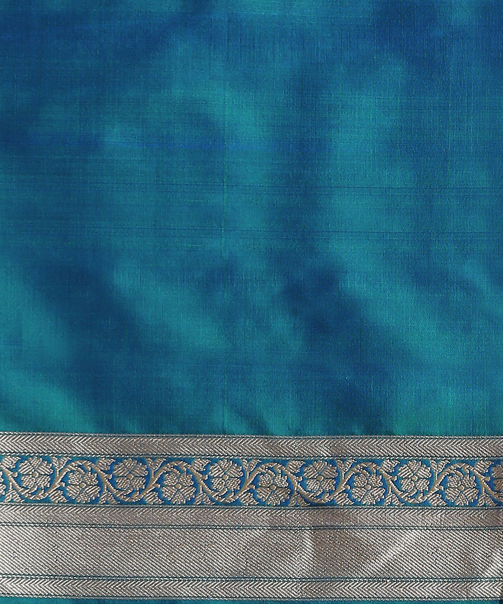 Peacock_Blue_Handloom_Pure_Katan_Silk_Banarasi_Saree_with_Asharfi_Booti_WeaverStory_05