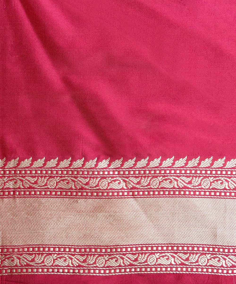 Pista_Green_Kadhwa_Booti_Ssare_With_Meenakari_Border_and_Pallu_WeaverStory_05