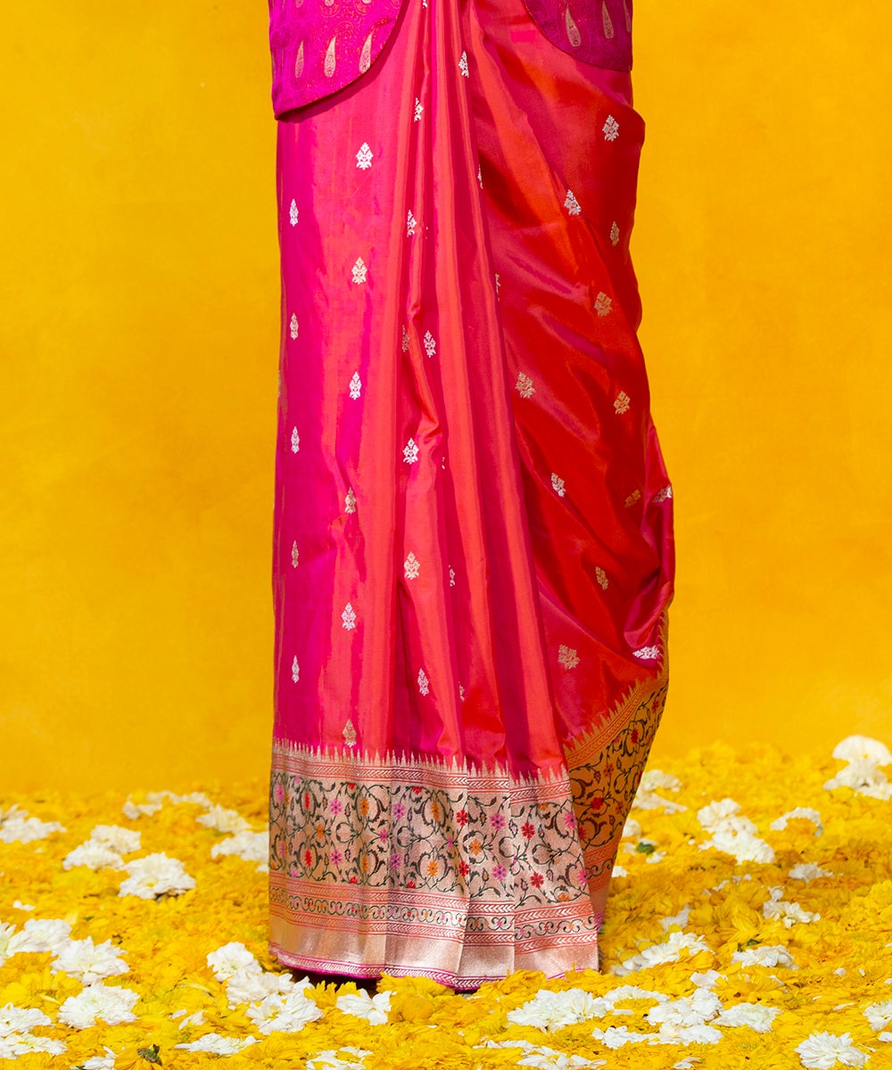 Handloom_Pink_And_Orange_Pure_Katan_Silk_Banarasi_Saree_With_Kadhwa_Booti_and_Five_Color_Meenakari_Border_WeaverStory_04