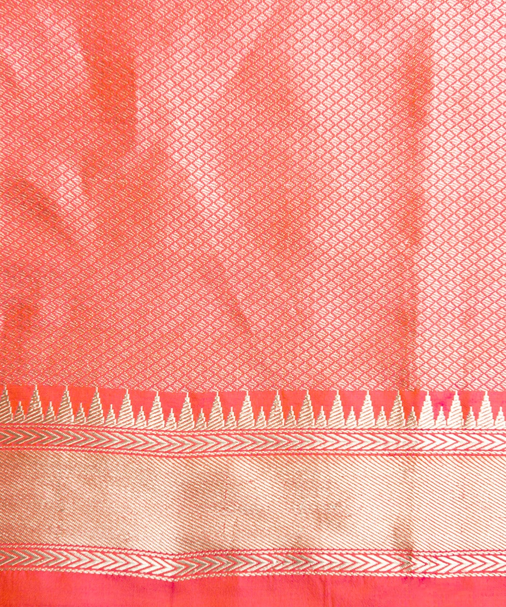 Handloom_Pink_And_Orange_Pure_Katan_Silk_Banarasi_Saree_With_Kadhwa_Booti_and_Five_Color_Meenakari_Border_WeaverStory_05