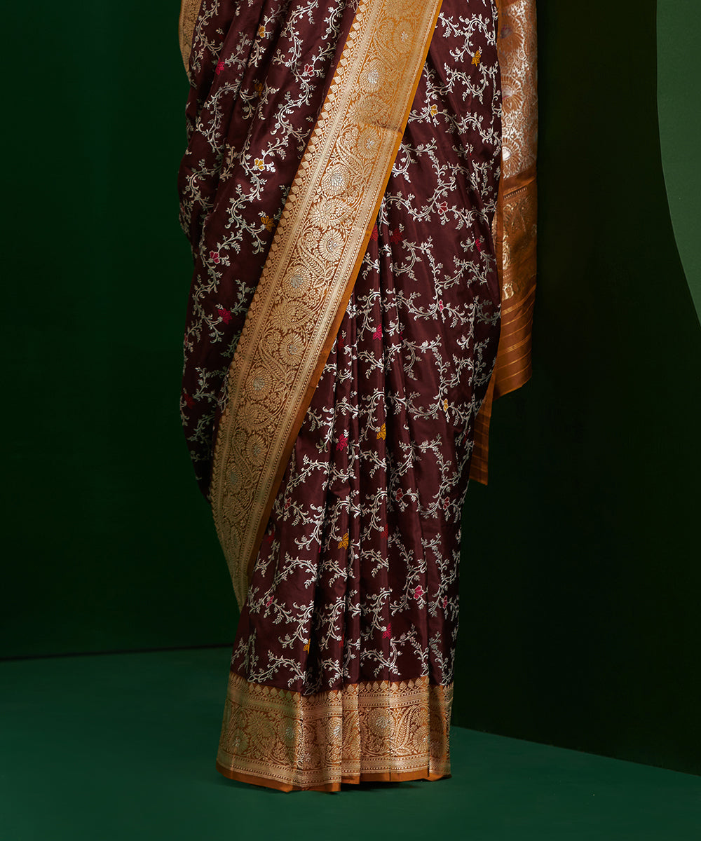 Handloom_Brown_Pure_Katan_Silk_Banarasi_Saree_With_Mustard_Border_WeaverStory_04
