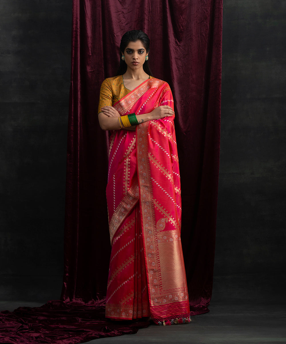 Handloom_Pink_And_Orange_Pure_Katan_Silk_Banarasi_Saree_with_Aada_Kadhwa_Jangla_WeaverStory_02