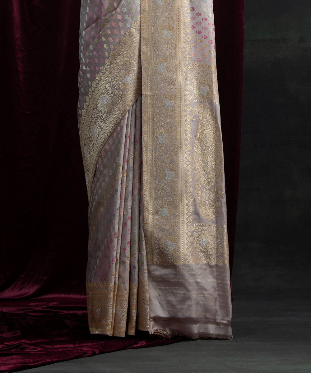 Grey_Handloom_Pure_Katan_Silk_Banarasi_Saree_with_Kadhwa_and_Reshmi_Booti_WeaverStory_04