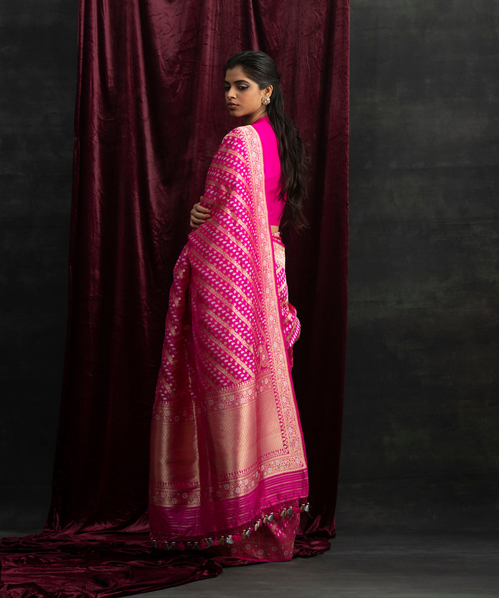 Handloom_Pink_Pure_Katan_Silk_Banarasi_Saree_with_Sona_Rupa_Aada_Jangla_WeaverStory_03
