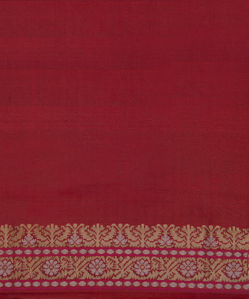 Maroon_Handloom_Ektara_Plain_Pure_Katan_Silk_Banarasi_Saree_With_Jamdani_Border_WeaverStory_05