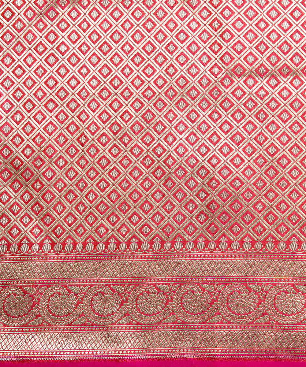 Hot_Pink_Handloom_Pure_Katan_Silk_Banarasi_Saree_with_Gold_and_Silver_Sunflower_Motifs_WeaverStory_05