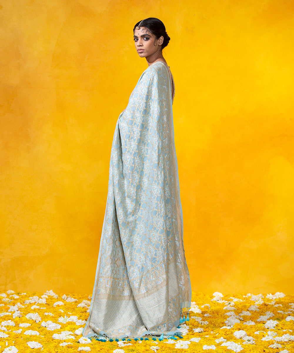 Powder_Blue_Handloom_Cutwork_Weave_Banarasi_Jangla_Saree_WeaverStory_03