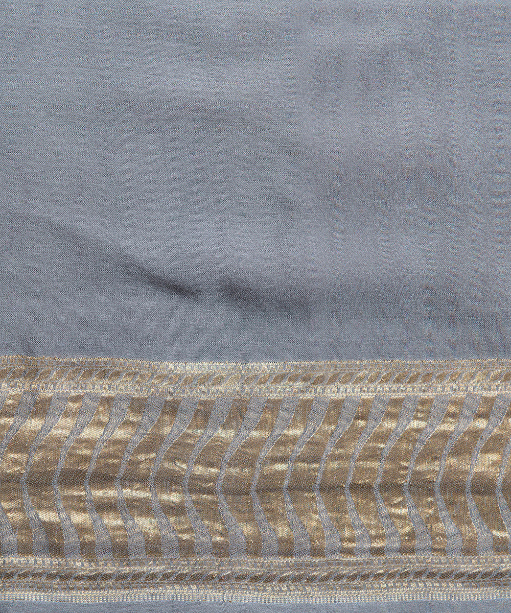Handloom_Grey_Sona_Rupa_Jangla_saree_in_Banarasi_Georgette_with_Zari_Border_WeaverStory_05