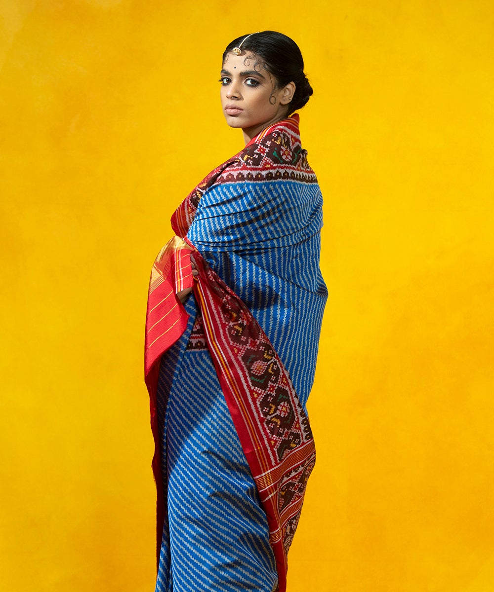Handloom_Blue_Mulberry_Silk_Diagonal_Weave_Ikat_Patola_Saree_With_Maroon_Border_WeaverStory_01