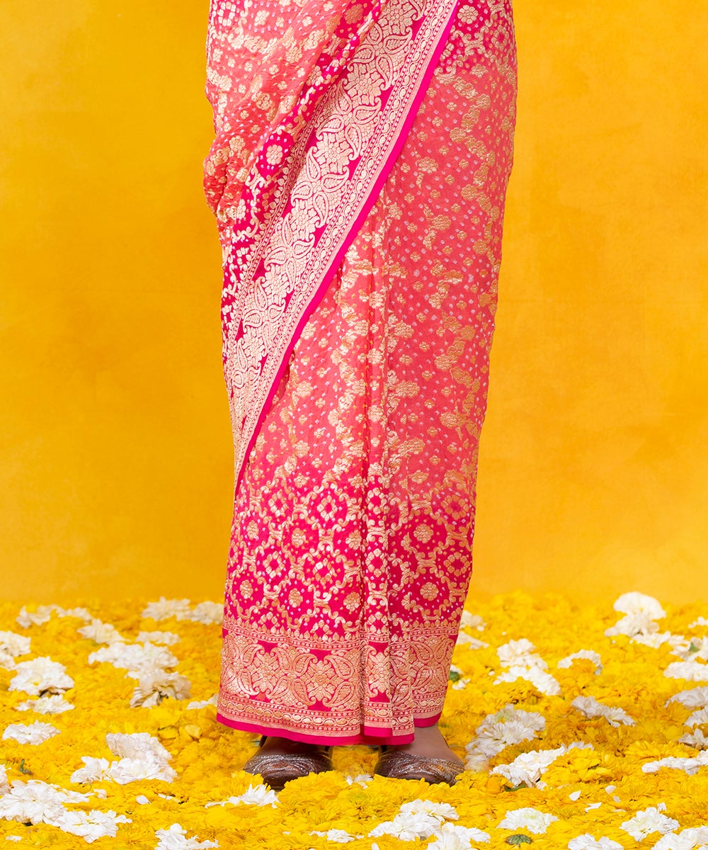 Handloom_Dual_Tone_Peach_and_Pink_Georgette_Banarasi_Bandhej_Saree_With_Cutwork_Weave_WeaverStory_04