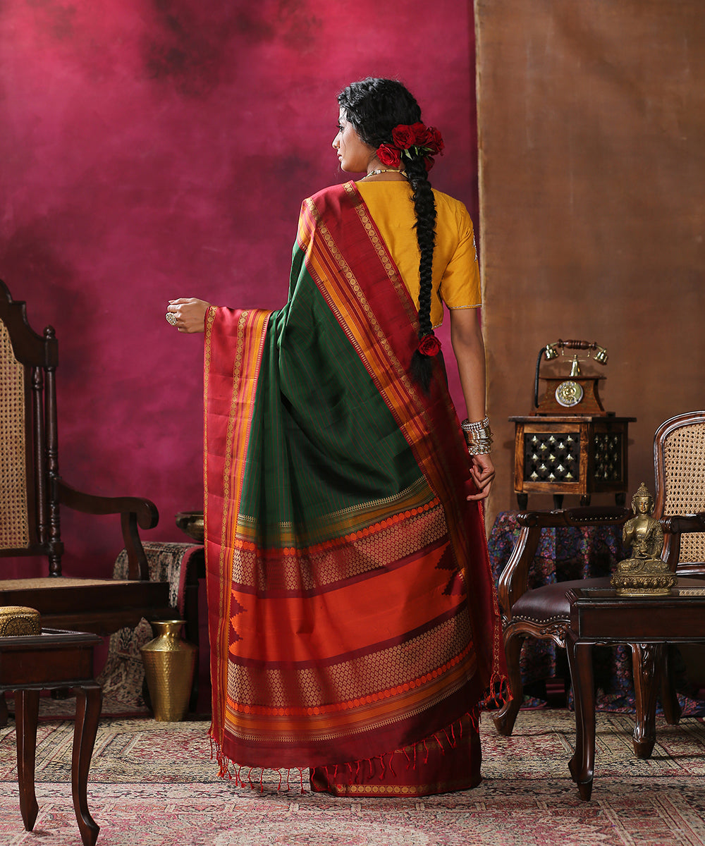 Green_Striped_Handloom_Pure_Silk_Kanjivaram_Saree_With_Maroon_Thread_Border_WeaverStory_03