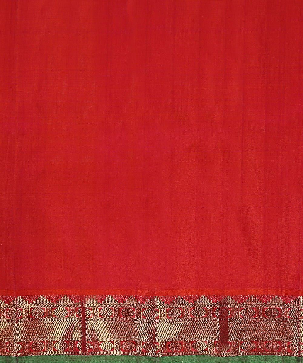 Plum_Handloom_Plain_Pure_Silk_Kanjivaram_Saree_With_Orange_And_Green_Border_WeaverStory_05