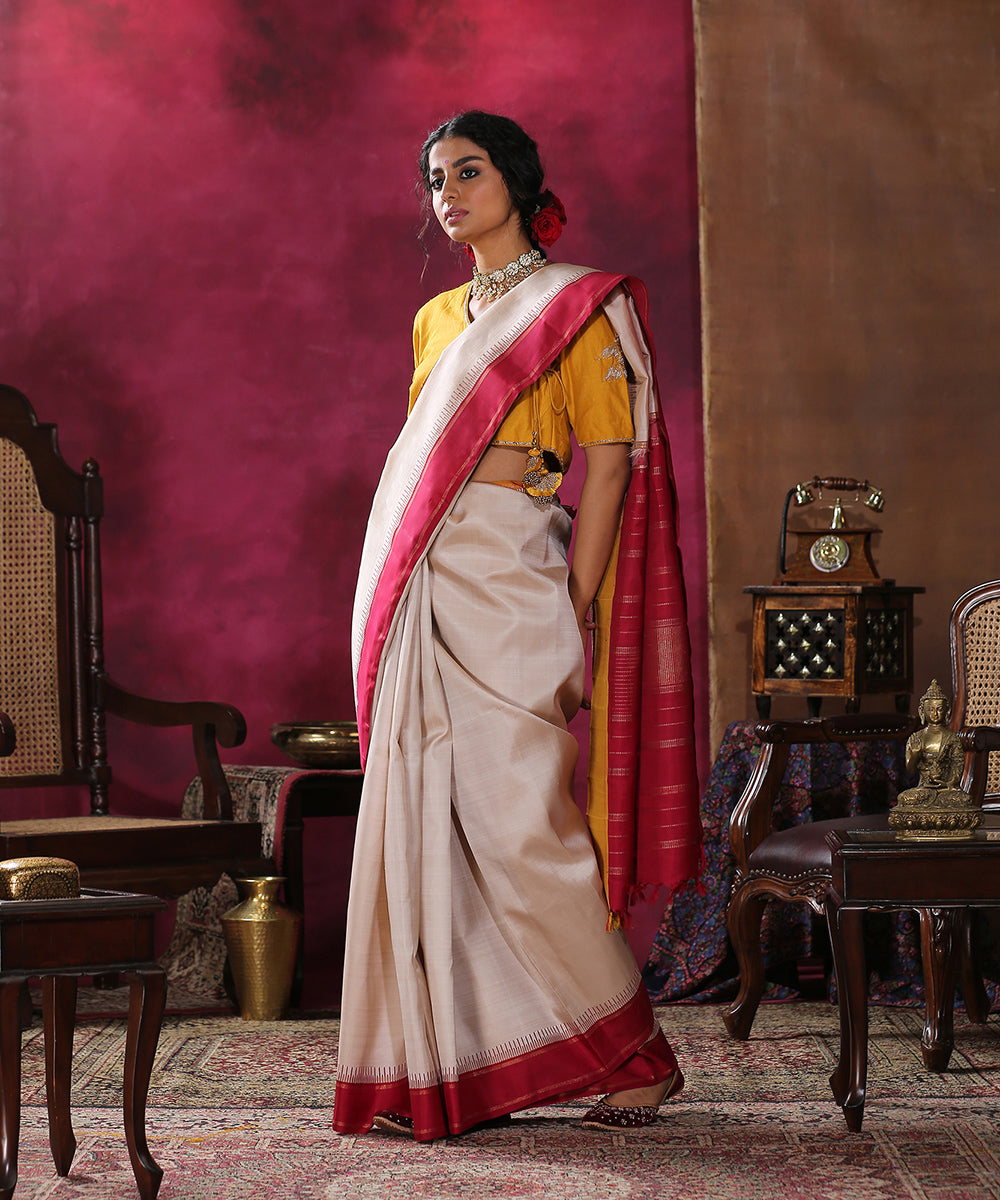 Handloom_Cream_Plain_Pure_Silk_Kanjivaram_Saree_With_Red_And_Mustard_Ganga_Jamuna_Border_WeaverStory_02