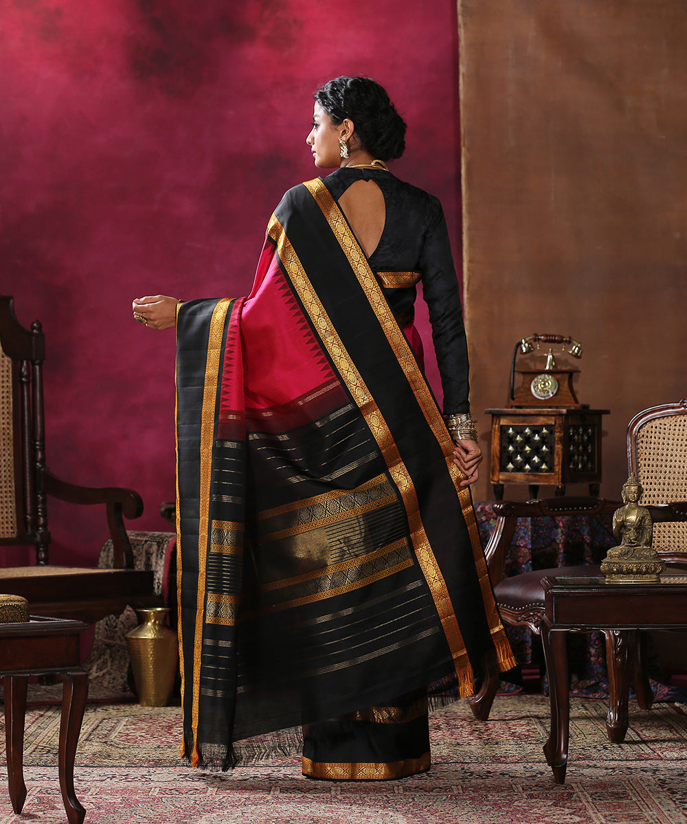 Berry_Pink_Handloom_Plain_Pure_Silk_Kanjivaram_Saree_With_Black_Temple_Border_WeaverStory_03