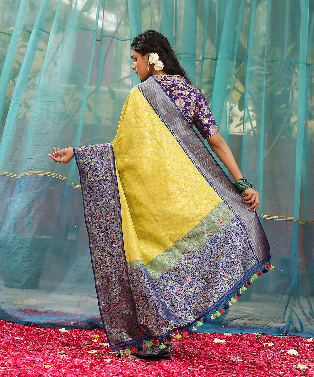 Handloom_Lime_Green_Pure_Katan_Silk_Brocade_Banarasi_Saree_With_Blue_Meenakari_Shikargah_Border_WeaverStory_03