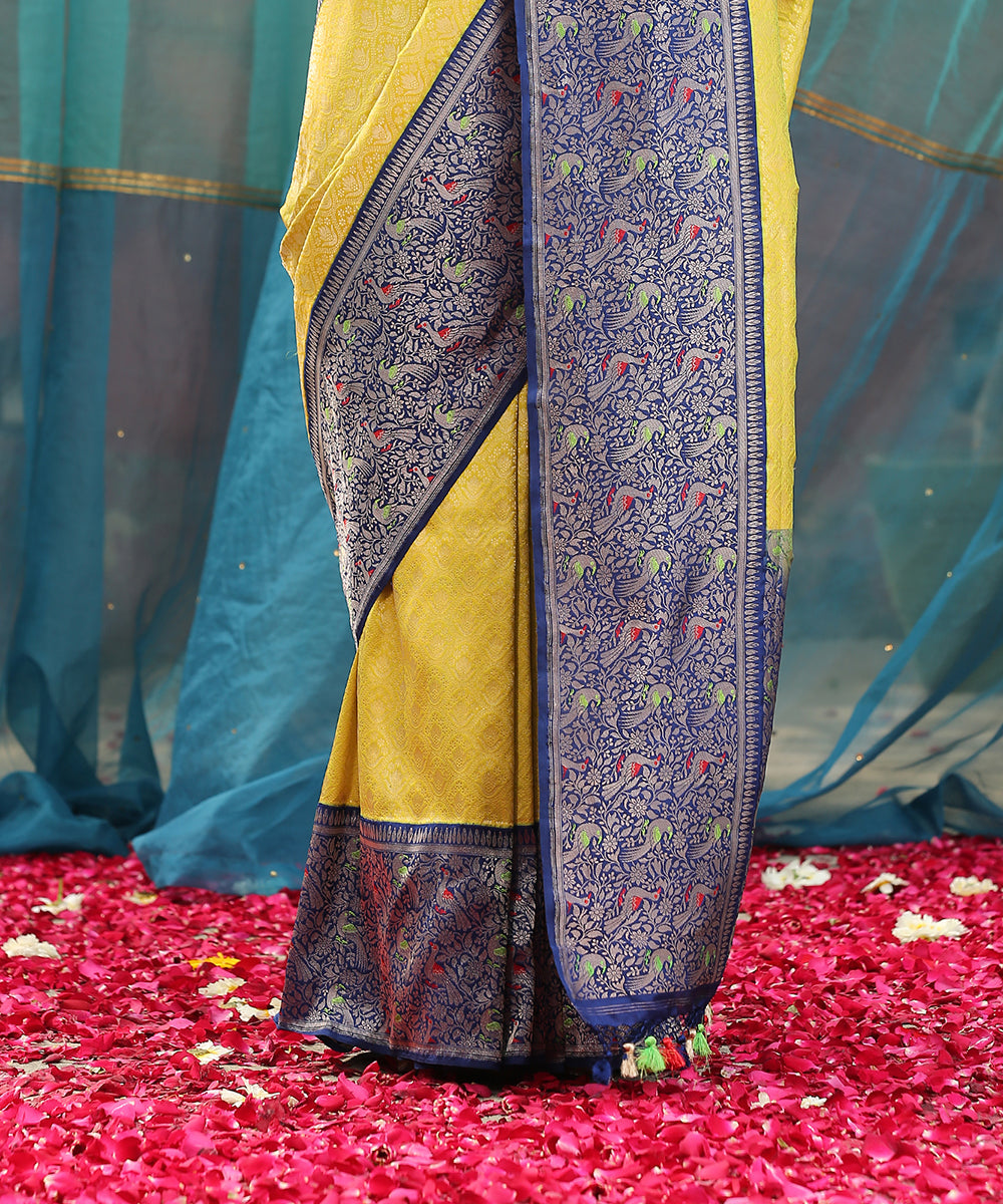 Handloom_Lime_Green_Pure_Katan_Silk_Brocade_Banarasi_Saree_With_Blue_Meenakari_Shikargah_Border_WeaverStory_04