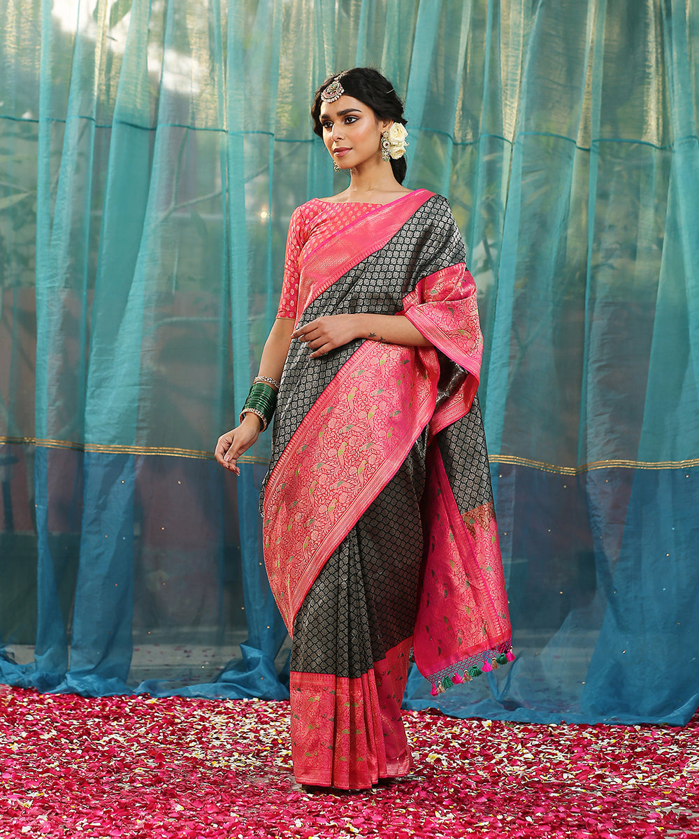 Handloom_Bottle_Green_Pure_Katan_Silk_Banarasi_Saree_With_Meenakari_Shikargah_Border_WeaverStory_02