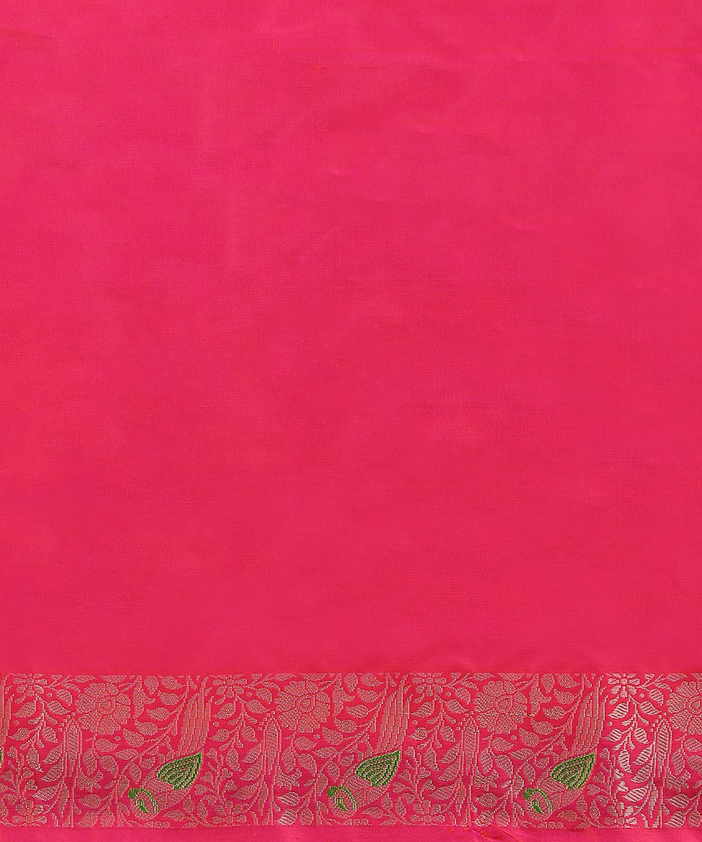 Handloom_Bottle_Green_Pure_Katan_Silk_Banarasi_Saree_With_Meenakari_Shikargah_Border_WeaverStory_05