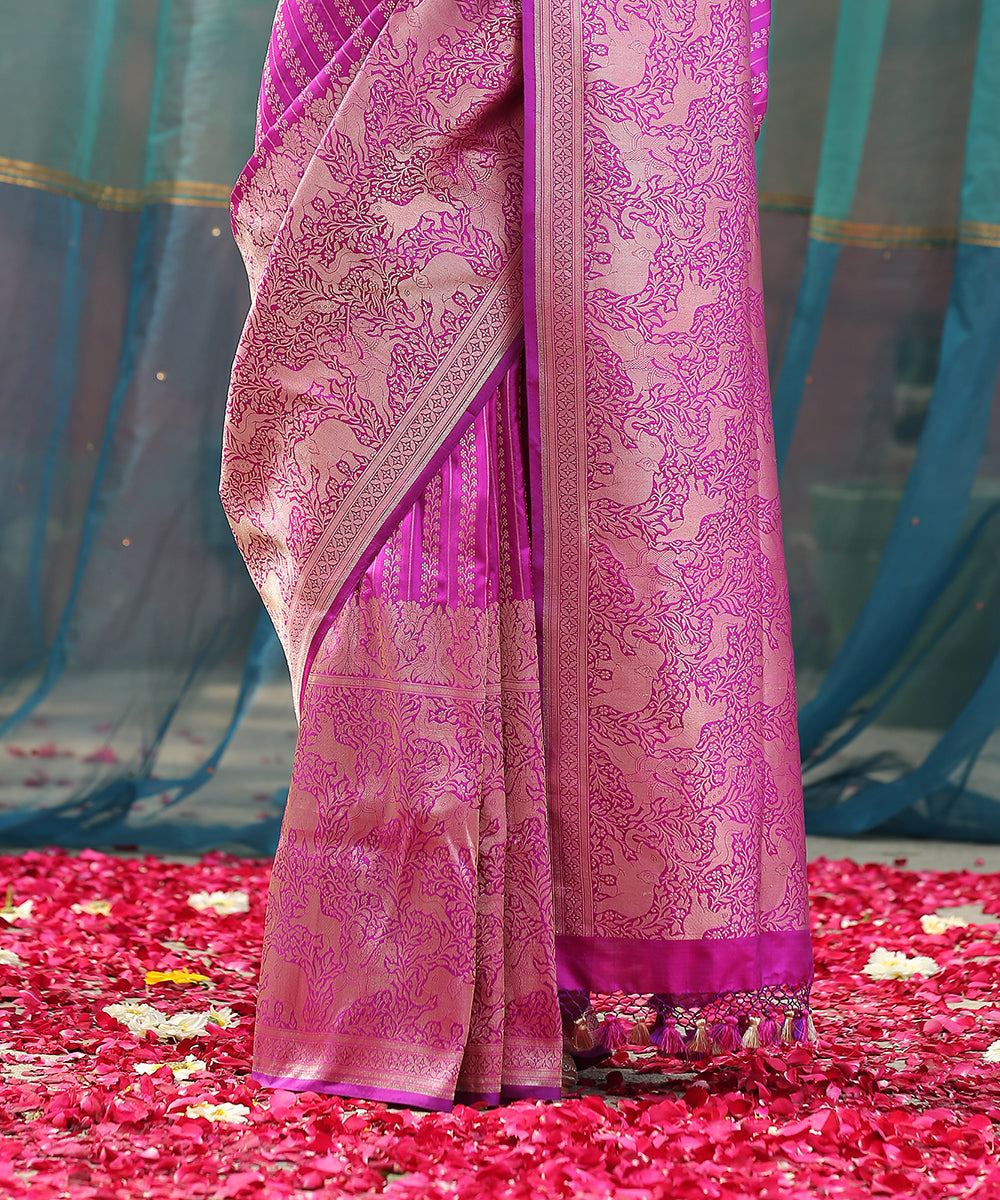 Handloom_Pink_Striped_Pure_Katan_Silk_Banarasi_Saree_With_Broad_Shikargah_Border_WeaverStory_04